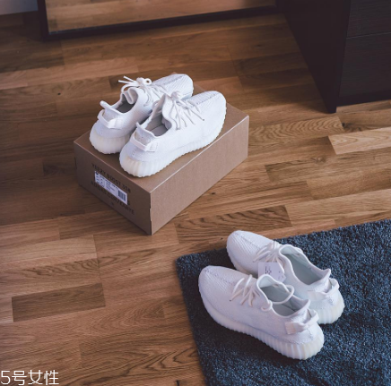 椰子350純白什么時(shí)候補(bǔ)貨？yeezy 350純白補(bǔ)貨量有多少？