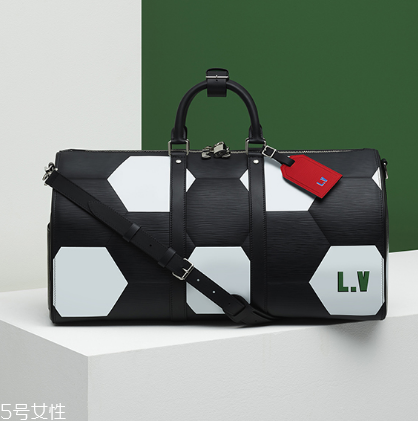 lv2018世界杯紀(jì)念包包發(fā)售時(shí)間_在哪買(mǎi)？