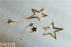 耳環(huán)一般多少克一對？耳環(huán)常見克數(shù)