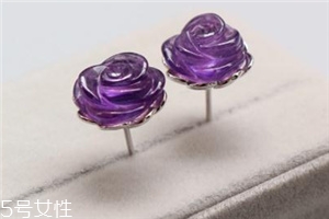 耳釘不帶耳帽會(huì)掉嗎？耳釘沒有耳帽會(huì)不會(huì)掉