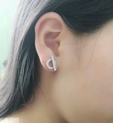 耳釘轉(zhuǎn)不動(dòng)怎么辦？耳釘轉(zhuǎn)不動(dòng)怎么處理？