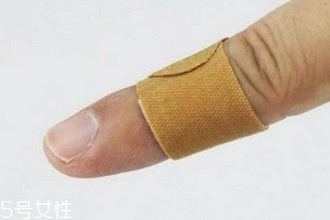 創(chuàng)可貼可以貼臉上嗎？臉上能貼創(chuàng)可貼嗎？