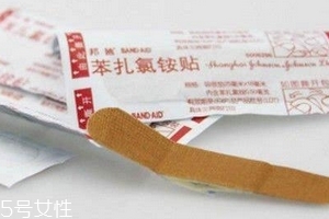 創(chuàng)可貼可以當(dāng)乳貼嗎？創(chuàng)可貼當(dāng)乳貼好嗎？
