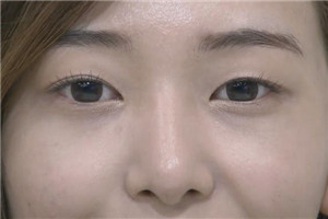 內(nèi)雙眼皮、單眼皮、雙眼皮眼妝怎么畫最迷人漂亮