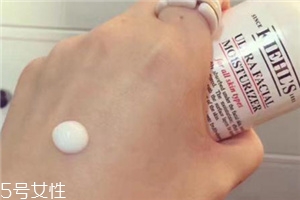 乳液可以當(dāng)晚霜用嗎？乳液當(dāng)晚霜用好嗎？