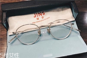 jins眼鏡多少錢？jins眼鏡價格