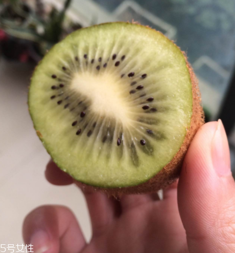 綠心獼猴桃怎么催熟？綠心獼猴桃的催熟方法