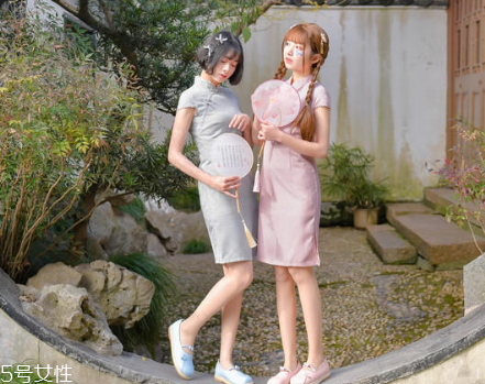 中國(guó)風(fēng)連衣裙怎么搭配？中國(guó)風(fēng)連衣裙搭配圖片