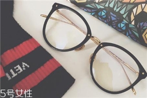 眼鏡可以用紙巾擦嗎？眼鏡能不能用紙擦？