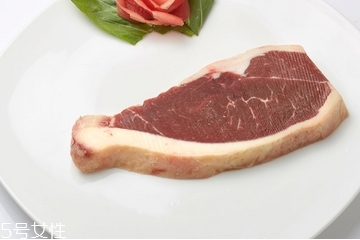 西冷牛排幾分熟最好吃？西冷牛排吃幾分熟？