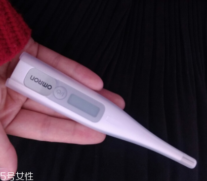 歐姆龍體溫計怎么換電池？歐姆龍體溫計沒電了怎么辦？