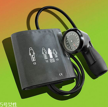 血壓計能測心率嗎？心率可以用血壓計測嗎？
