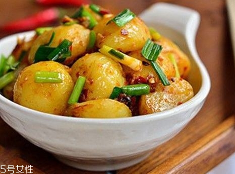 土豆不能和什么一起吃？土豆和黑木耳可以一起吃嗎？