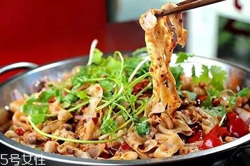 雞肝能在微波爐加熱嗎？雞肝在微波爐加熱會(huì)爆炸嗎？