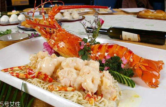 波士頓龍蝦死了還能吃嗎？死的波士頓龍蝦能吃嗎？