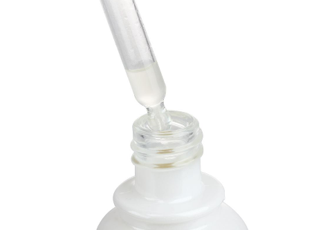 精華液是水嗎？精華液是什么做的？