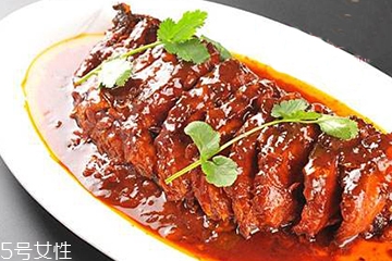 青魚禁忌食材 青魚不能和什么一起吃？