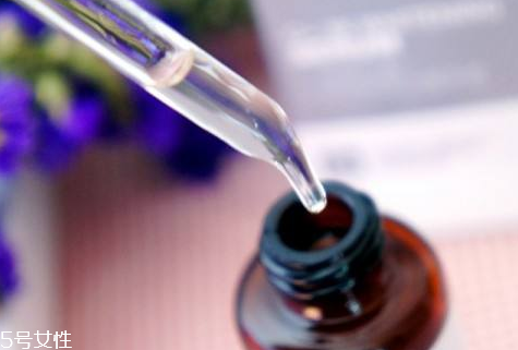 精華液去皺紋嗎？皺紋可以用精華液去除嗎？