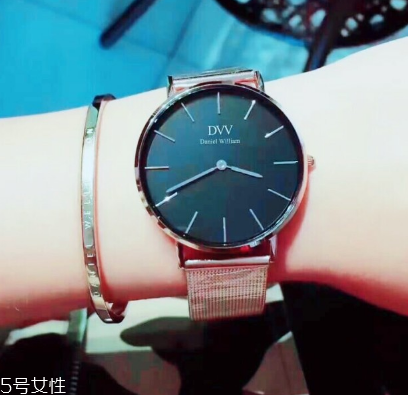 手表保護(hù)膜要撕?jiǎn)?？手表保護(hù)膜撕不撕？