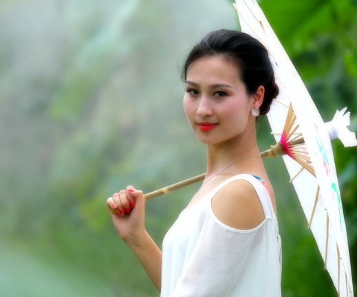鷹鉤鼻整形風(fēng)險大嗎？鷹鉤鼻整形失敗的后果