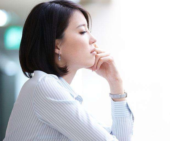 歪鼻矯正一般多少錢？歪鼻矯正掛風(fēng)險(xiǎn)大嗎