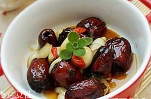 花生衣的吃法 花生衣怎么吃？