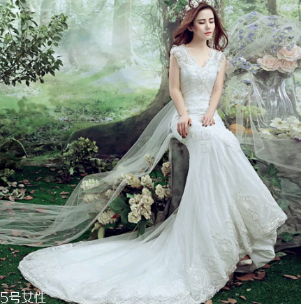 婚紗租一天多少錢？婚紗租金一般是多少？