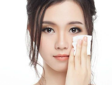 乳液能補(bǔ)水嗎？乳液有補(bǔ)水功效嗎？