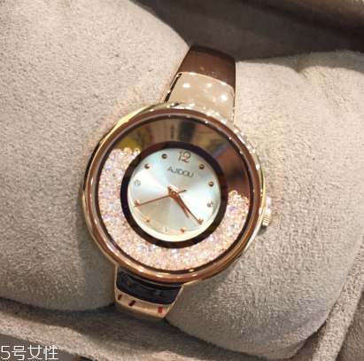 阿吉豆手表多少錢？阿吉豆手表什么價(jià)位？