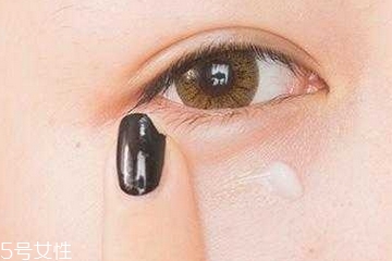 眼霜開封后保質(zhì)期多久？眼霜開封多久不能用？