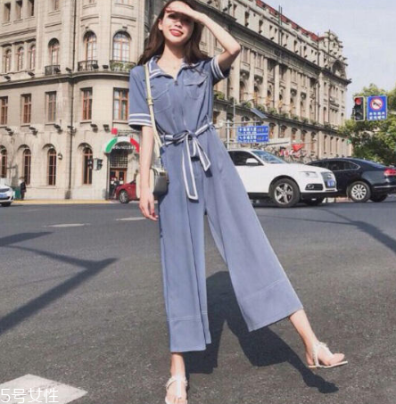 不會(huì)搭配衣服怎么辦？女生不會(huì)搭配怎么解決？