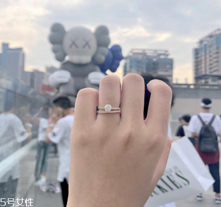 鉆戒什么時候買最便宜？鉆戒最佳購買時間