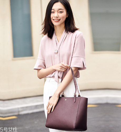 夏季面試穿什么衣服？夏季面試穿搭技巧