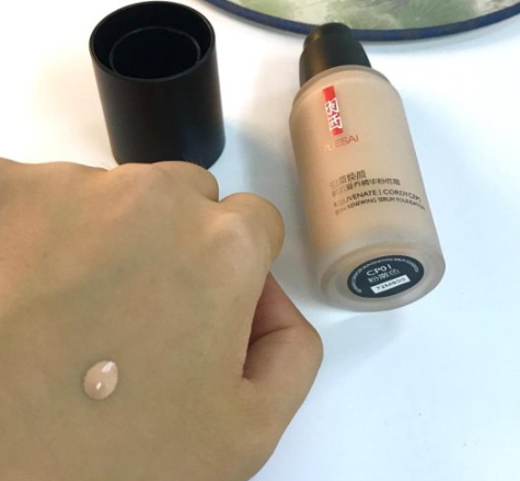 羽西粉底液干不干？羽西粉底液暗沉嗎