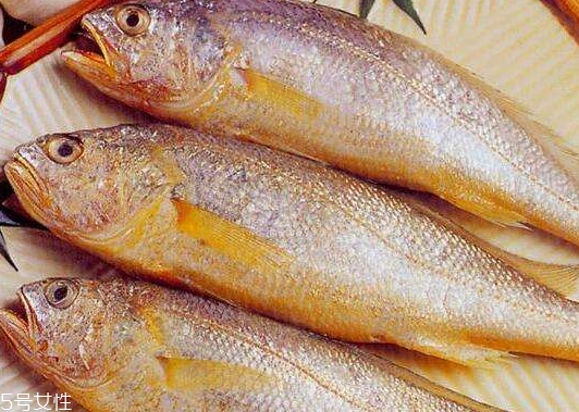 黃花魚去鱗嗎？黃花魚去內臟嗎？