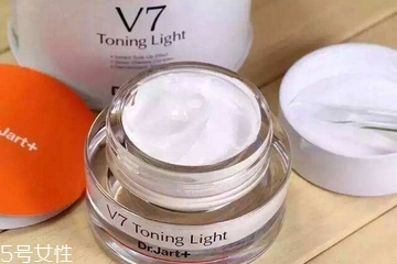 素顏霜晚上可以不洗嗎？素顏霜不洗有副作用嗎？