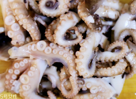 章魚會(huì)噴墨汁嗎？章魚的墨汁能吃嗎？
