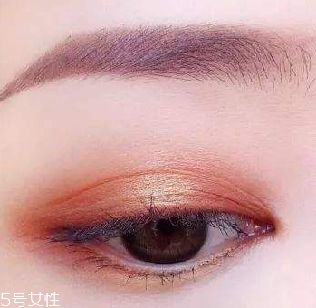 眼影會暈妝嗎？為什么眼影總是暈妝？