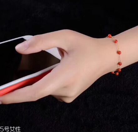 紅珊瑚手鏈怎么保養(yǎng)？紅珊瑚手鏈保養(yǎng)竅門