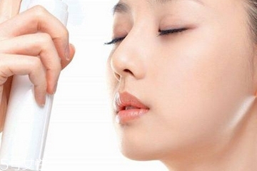 化妝水是保濕水嗎？化妝水是保濕用的嗎？