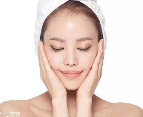化妝水會變質(zhì)嗎？化妝水進水了會變質(zhì)嗎？