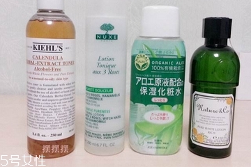 化妝水能涂眼部嗎？眼部可以涂化妝水嗎？