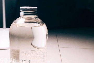 玉肌洗發(fā)水控油嗎？玉肌洗發(fā)水有控油功效嗎？