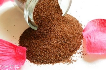 海藻面膜的功效與作用 用海藻面膜有什么好處？