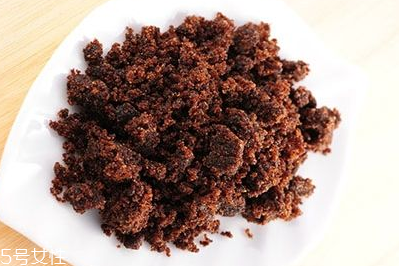紅糖面膜用什么紅糖最好？用紅糖怎么敷臉美白？
