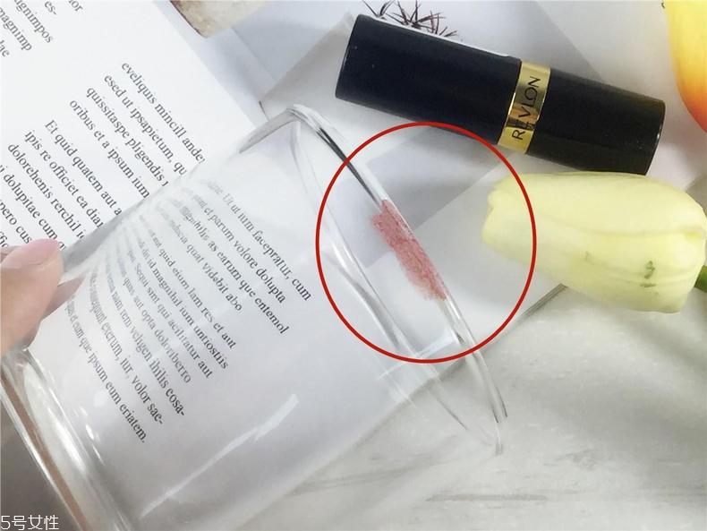 露華濃525是什么色？露華濃525適合黃皮嗎？