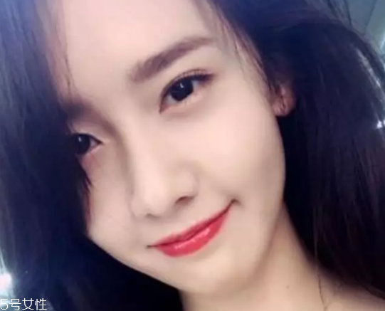 下眼影顯臟怎么辦？下眼影怎么畫不突兀？