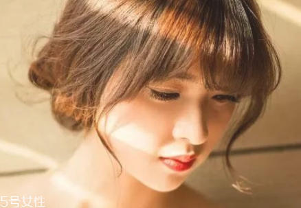 熬夜長痘痘怎么辦？去除痘痘小竅門
