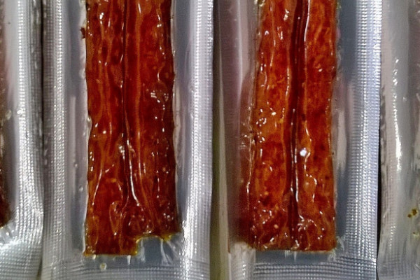 辣條是腐竹做的嗎？衛(wèi)龍辣條承載了90后童年的回憶