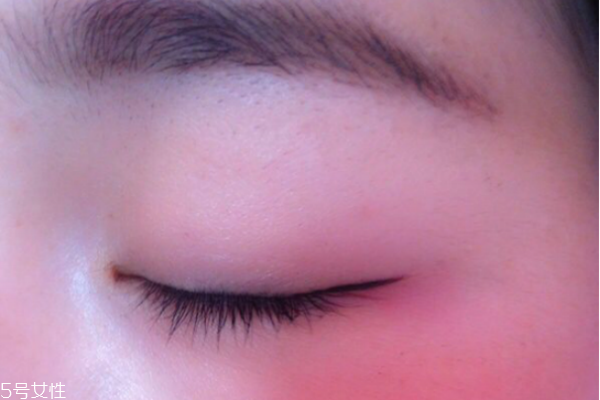 內(nèi)雙如何畫(huà)眼線(xiàn)圖解 內(nèi)雙如何畫(huà)好內(nèi)眼線(xiàn)